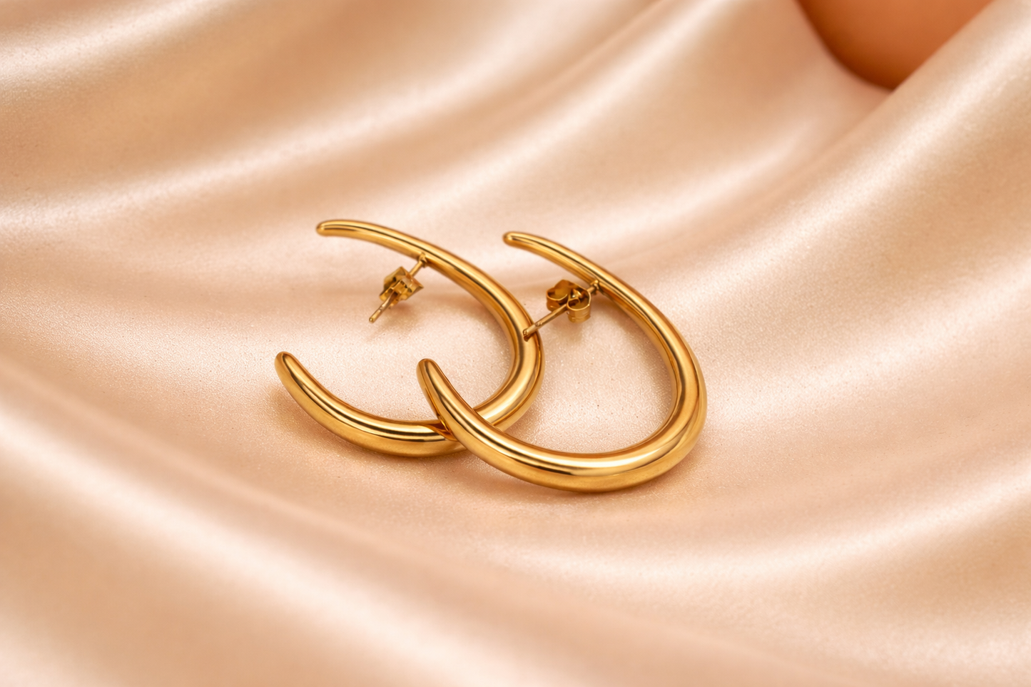 Emy Earrings